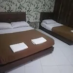 Spot On 90095 Slk Hotel