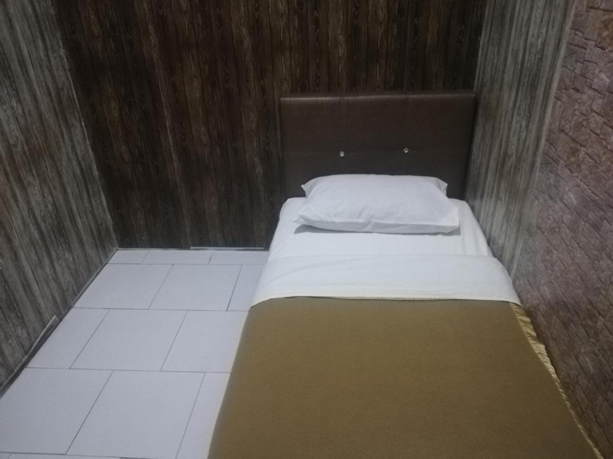 Spot On 90095 Slk Johor Bahru